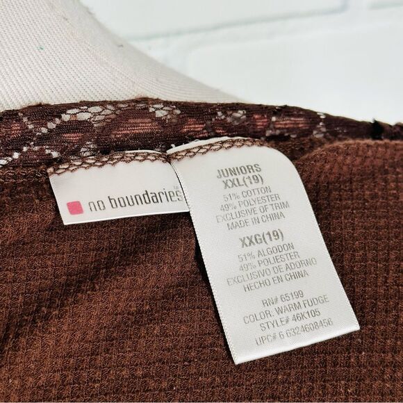 10/$25🦋 No Boundaries Hot Chocolate Lace Trim Cami - Size XXL - Picture 12 of 13